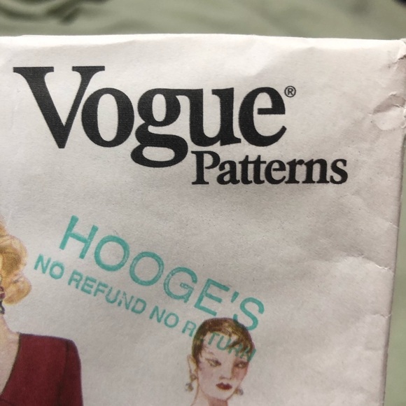 Vogue pattern 9567- sizes 18-20-22- fitted tapered A-line dress - Picture 3 of 9